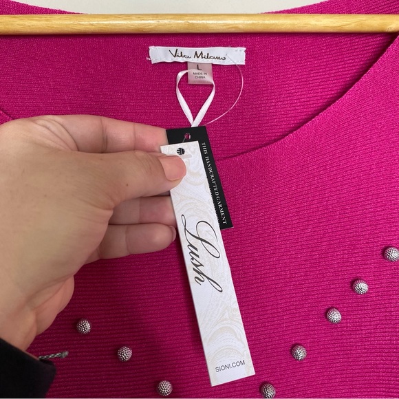 ✨NWT Sioni Vila Milano Hot Pink Bead Embellished Sweater Top Large Barbiecore - Picture 3 of 9